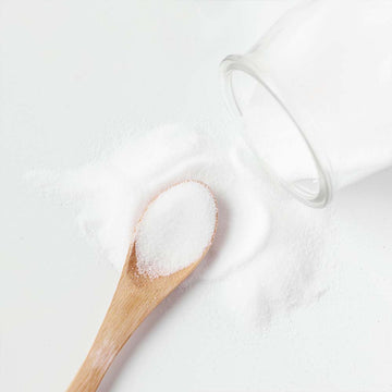 Salicylic Acid: A white crystalline powder used in skincare products to treat acne and exfoliate the skin.